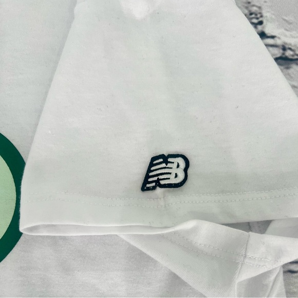 New Balance Teeshirt - Picture 4 of 5